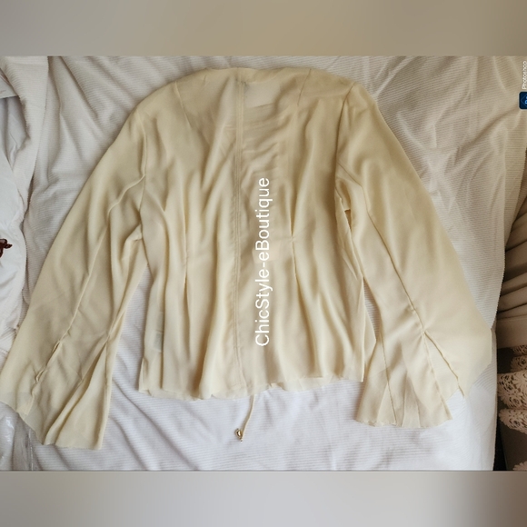 H&M S/S 2025 Edition Lacing-detail Front Chiffon Blouse M Pale Yellow - Picture 8 of 10